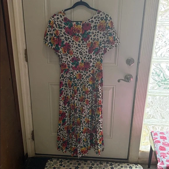 Betsey Johnson x Torrid Dress - Picture 11 of 13